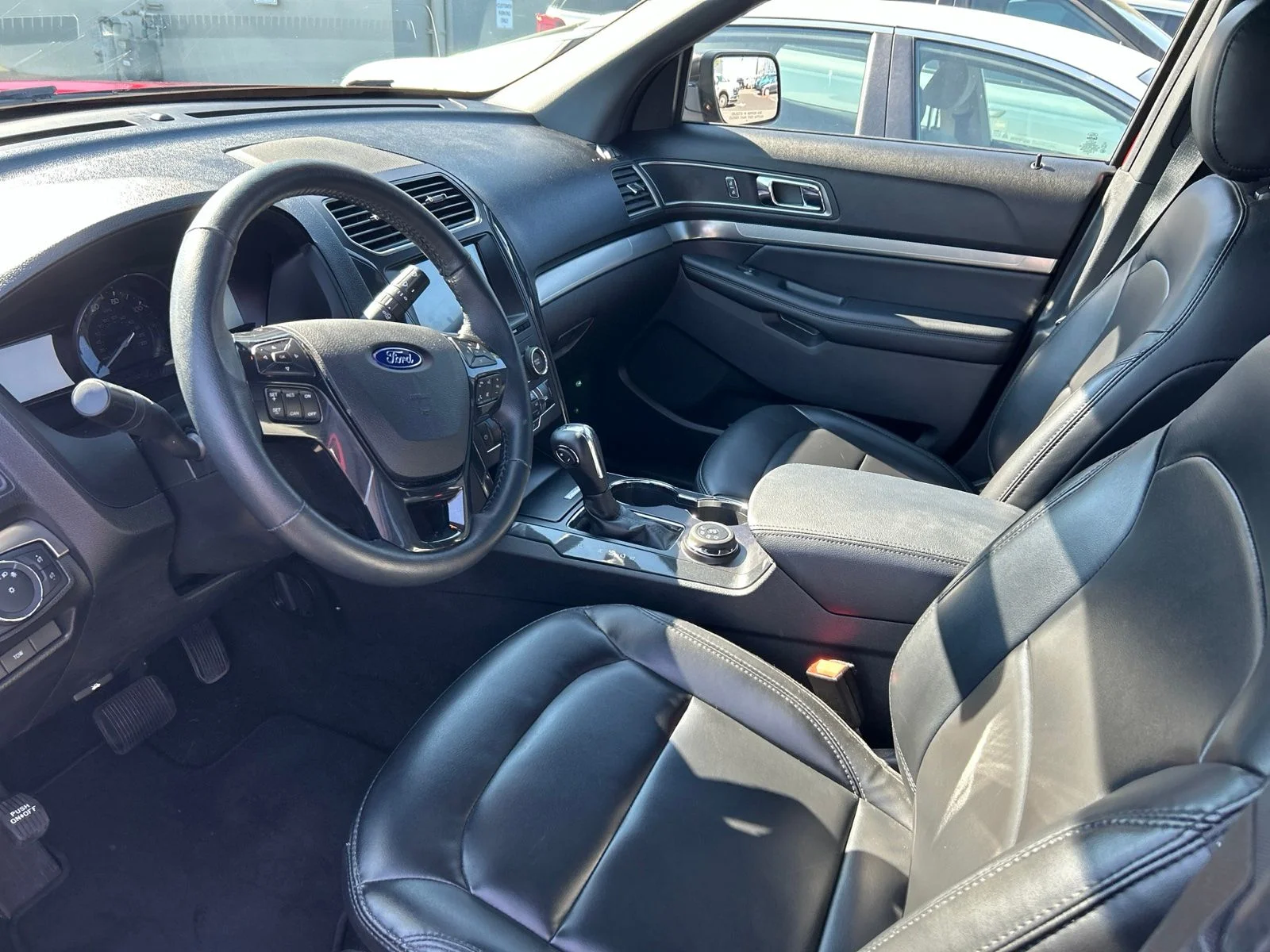 Used 2019 Ruby Red Metallic Ford XLT image 5