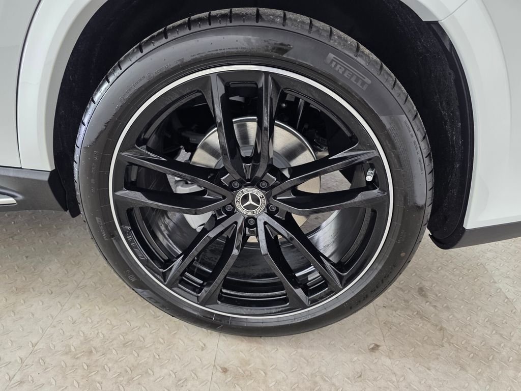 New 2027  Mercedes-Benz GLS 450 image 15