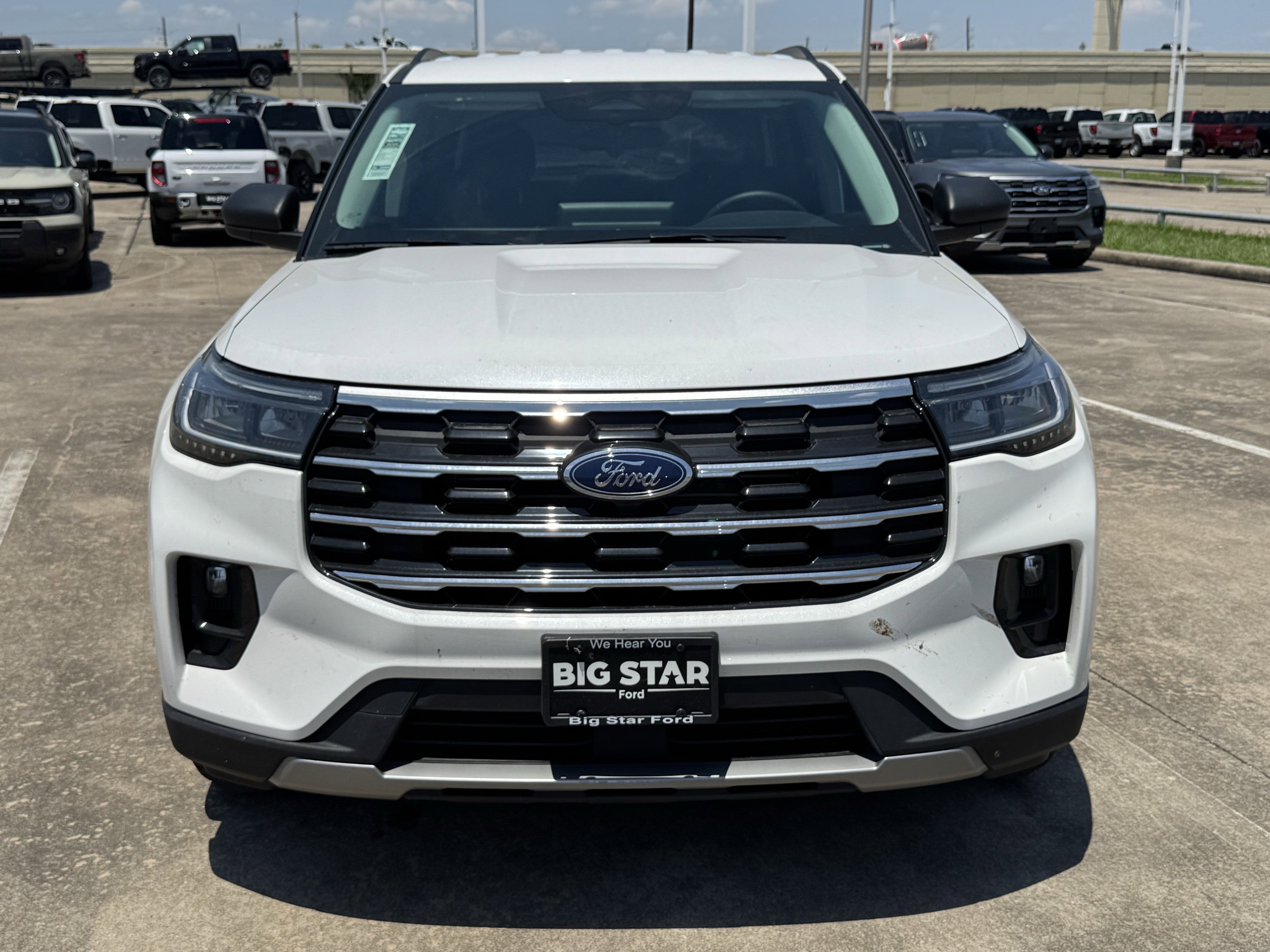 New 2026 Star White Metallic Tri-Coat Ford Active image 3