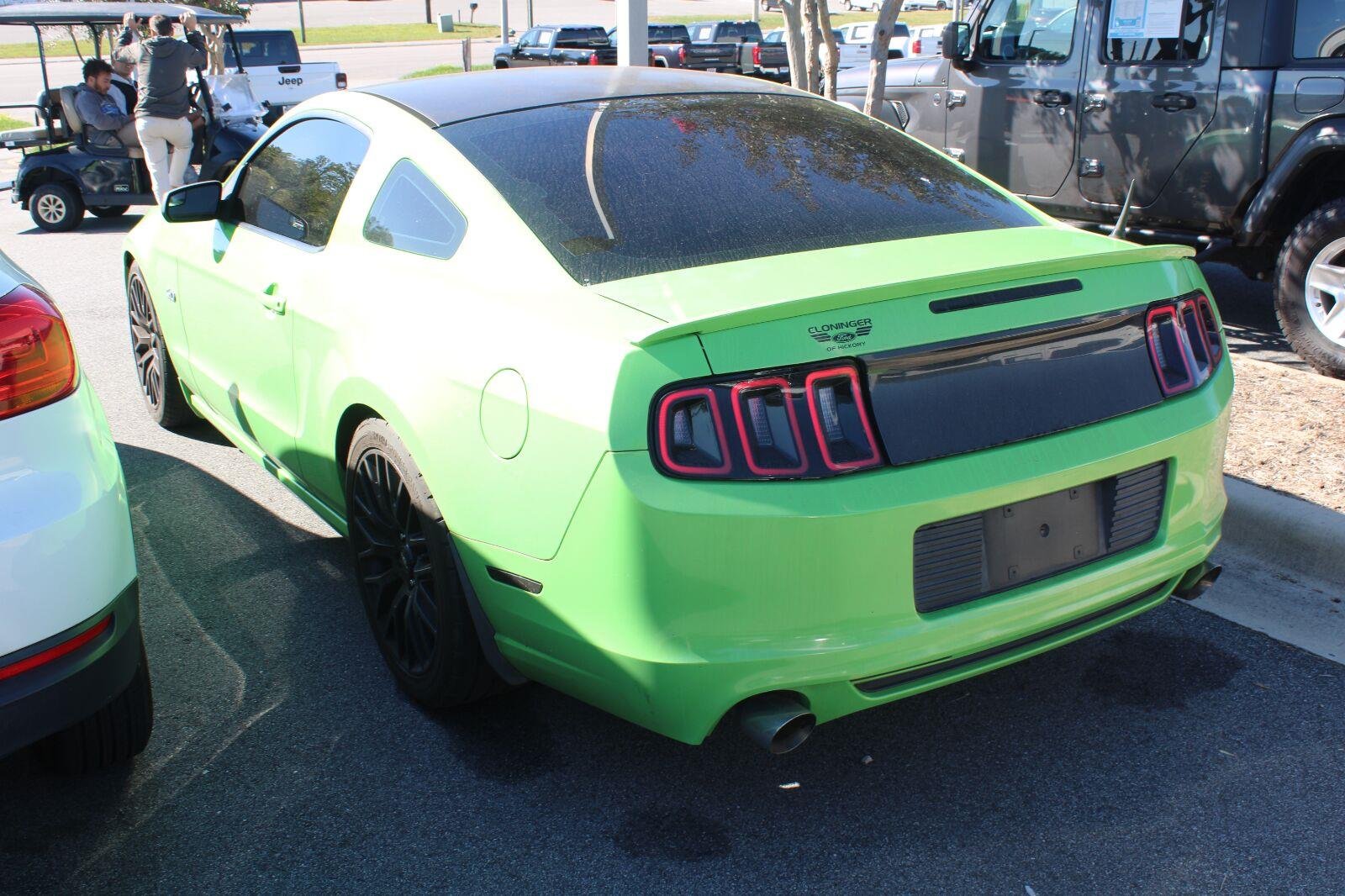 Used 2014 Gotta Have It Green Metallic Tri-Coat Ford 2dr Cpe GT image 8