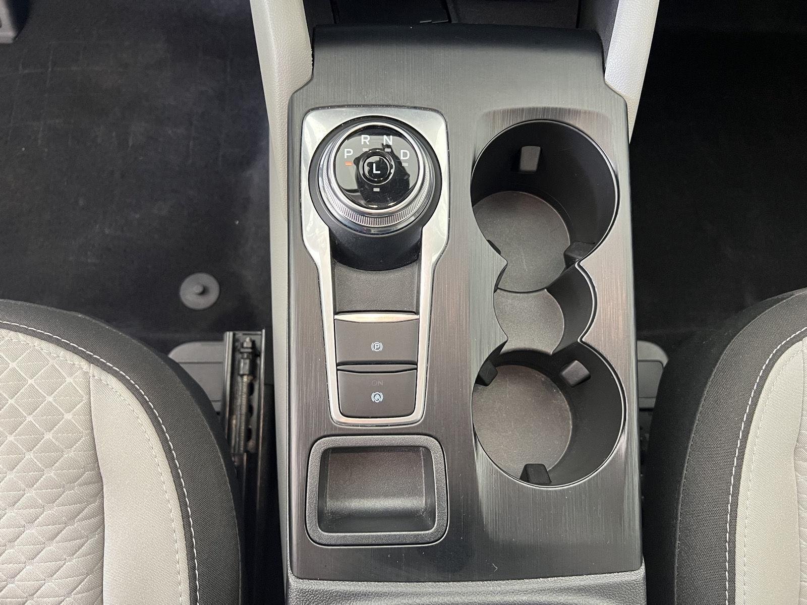 Used 2023 Iconic Silver Ford Active image 18