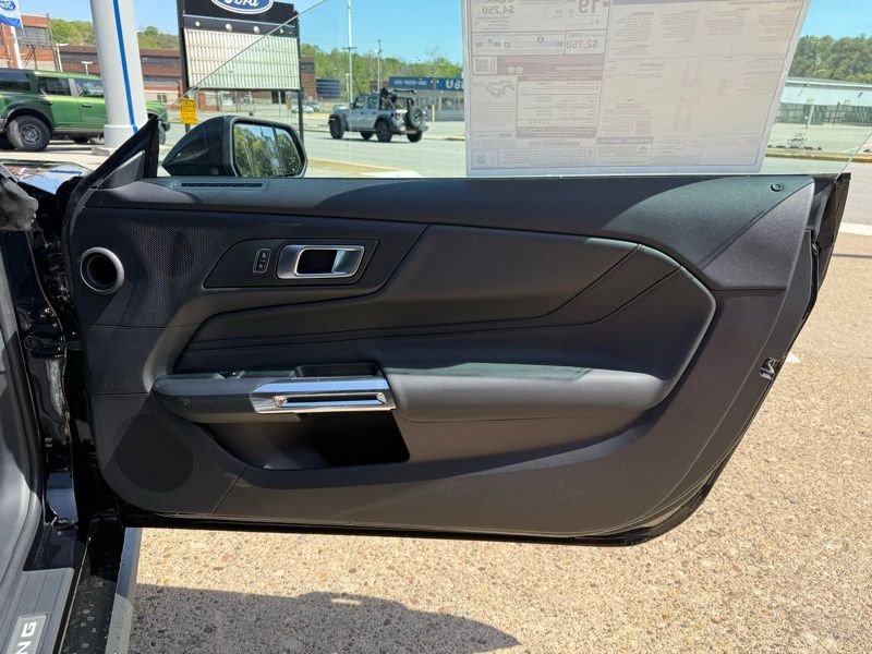 2025 Ford Mustang GT Premium Convertible - Photo 15