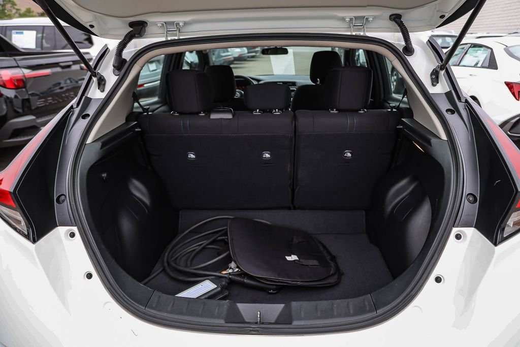 Used 2023 White Nissan S image 25