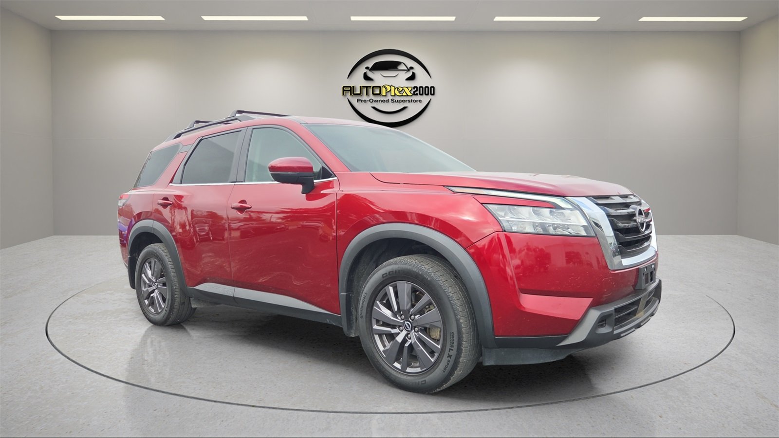 2022 Nissan Pathfinder SV