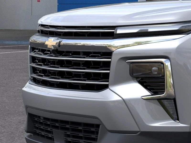 New 2026 Sterling Gray Metallic Chevrolet FWD LT image 13