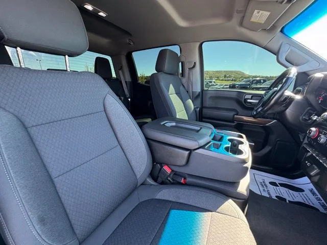 Certified Used 2022 SUMMIT WHITE Chevrolet RST image 30