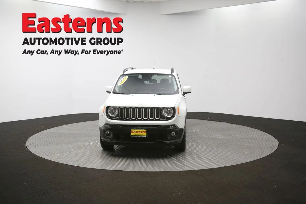 Used 2017 White Jeep Latitude image 51