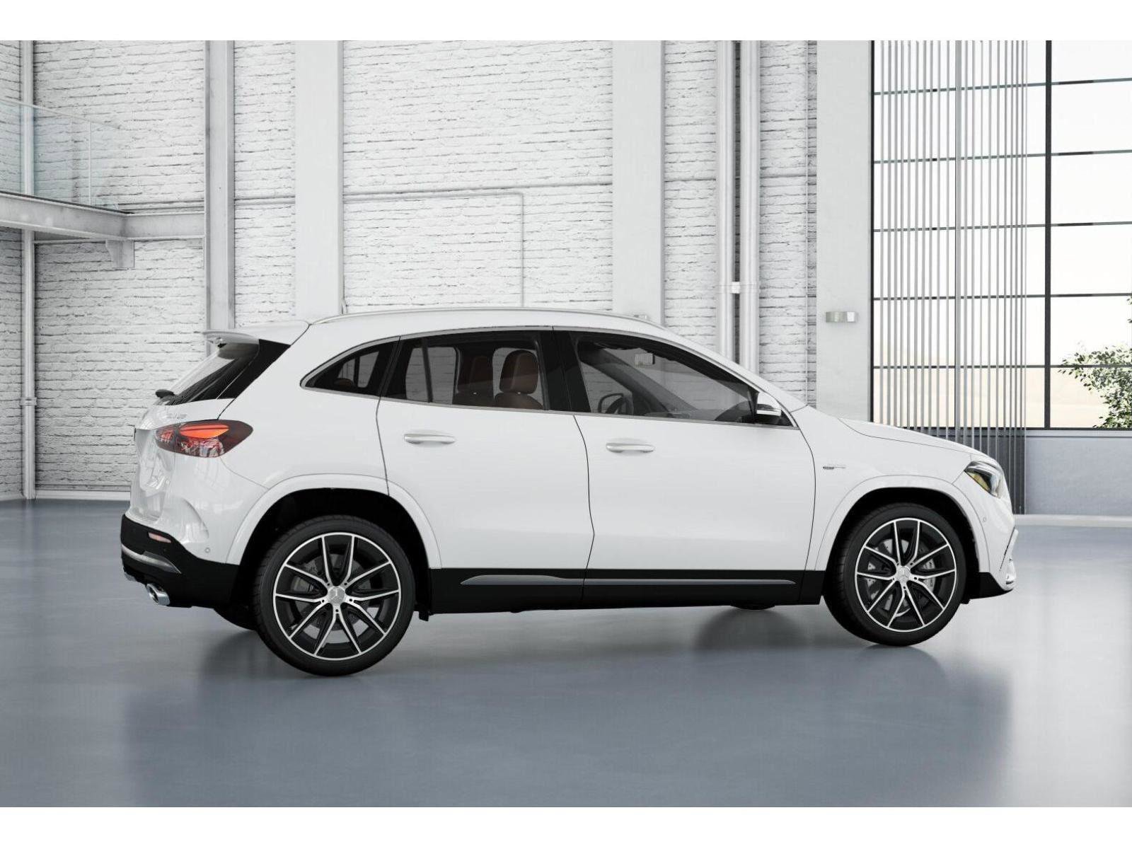 2026 Mercedes-Benz GLA AMG GLA 35 - Photo 18