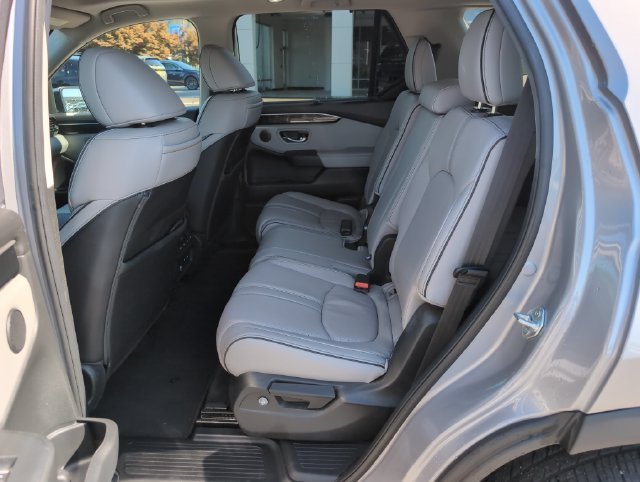 2025 Honda Pilot Elite - Photo 16