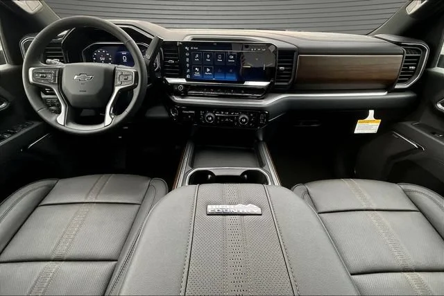2026 Chevrolet Silverado 2500 HD High Country - Photo 5