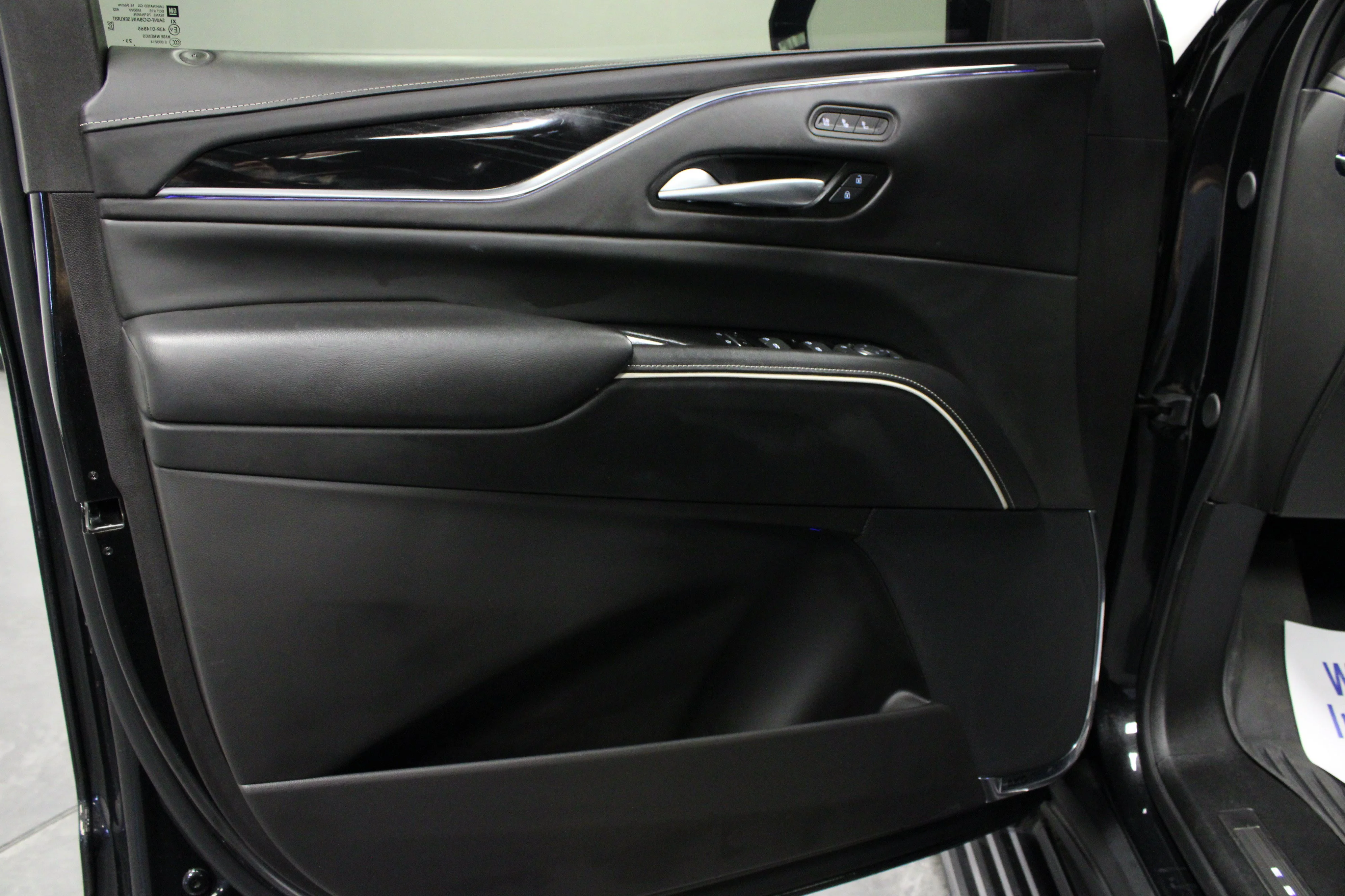 Used 2024 Black Diamond Tricoat Cadillac AWD V-Series image 11