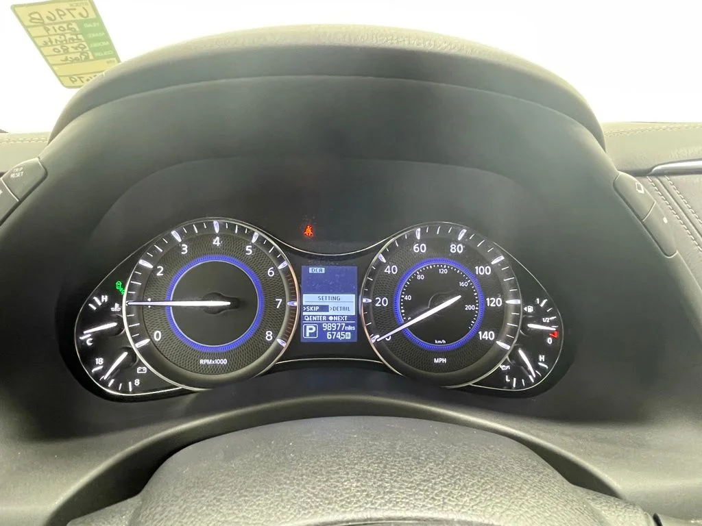 Used 2019 Black INFINITI LUXE image 28