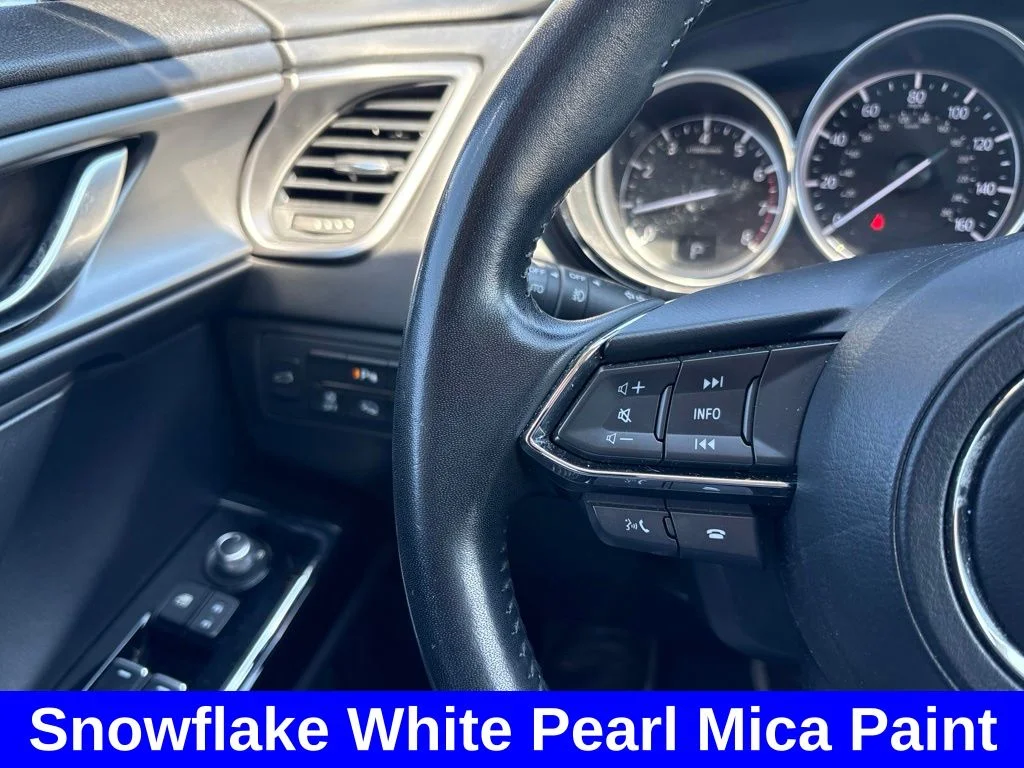 Used 2021 White Mazda Touring image 17