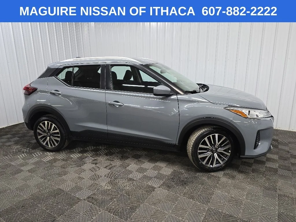 2021 Nissan Kicks 1.6 SV's photo