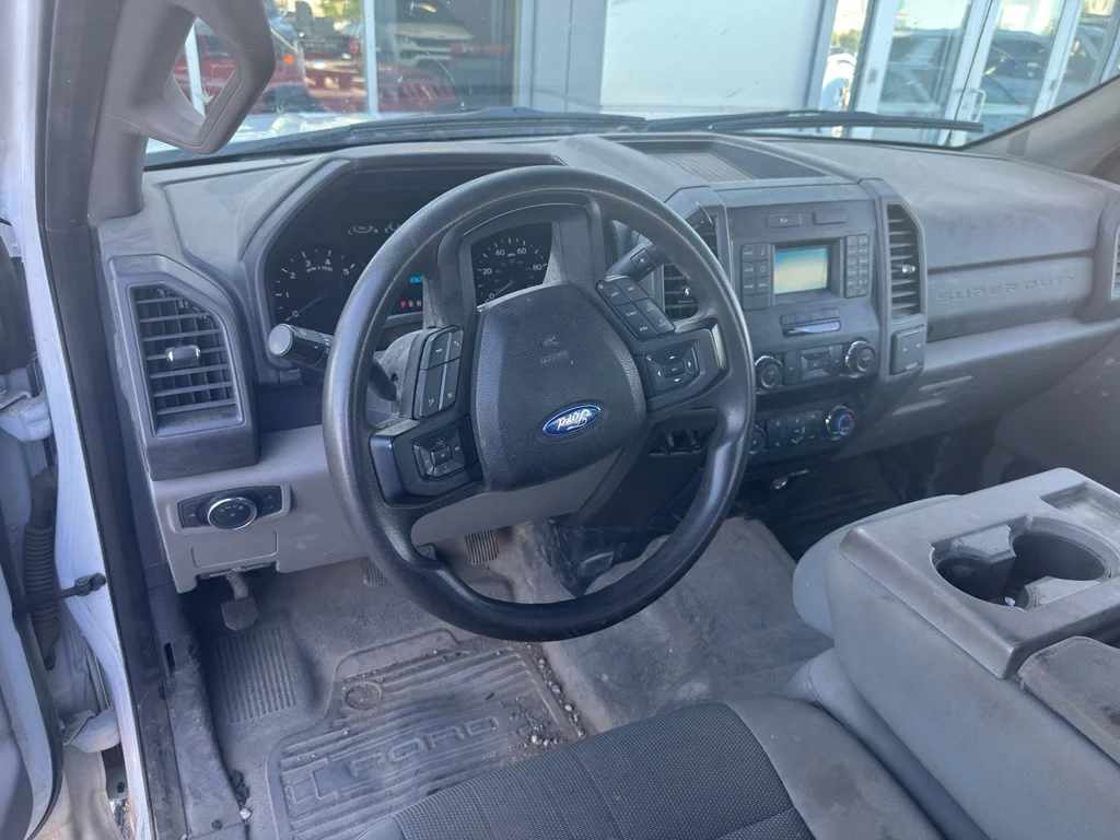 Used 2019 Oxford White Ford XL image 10