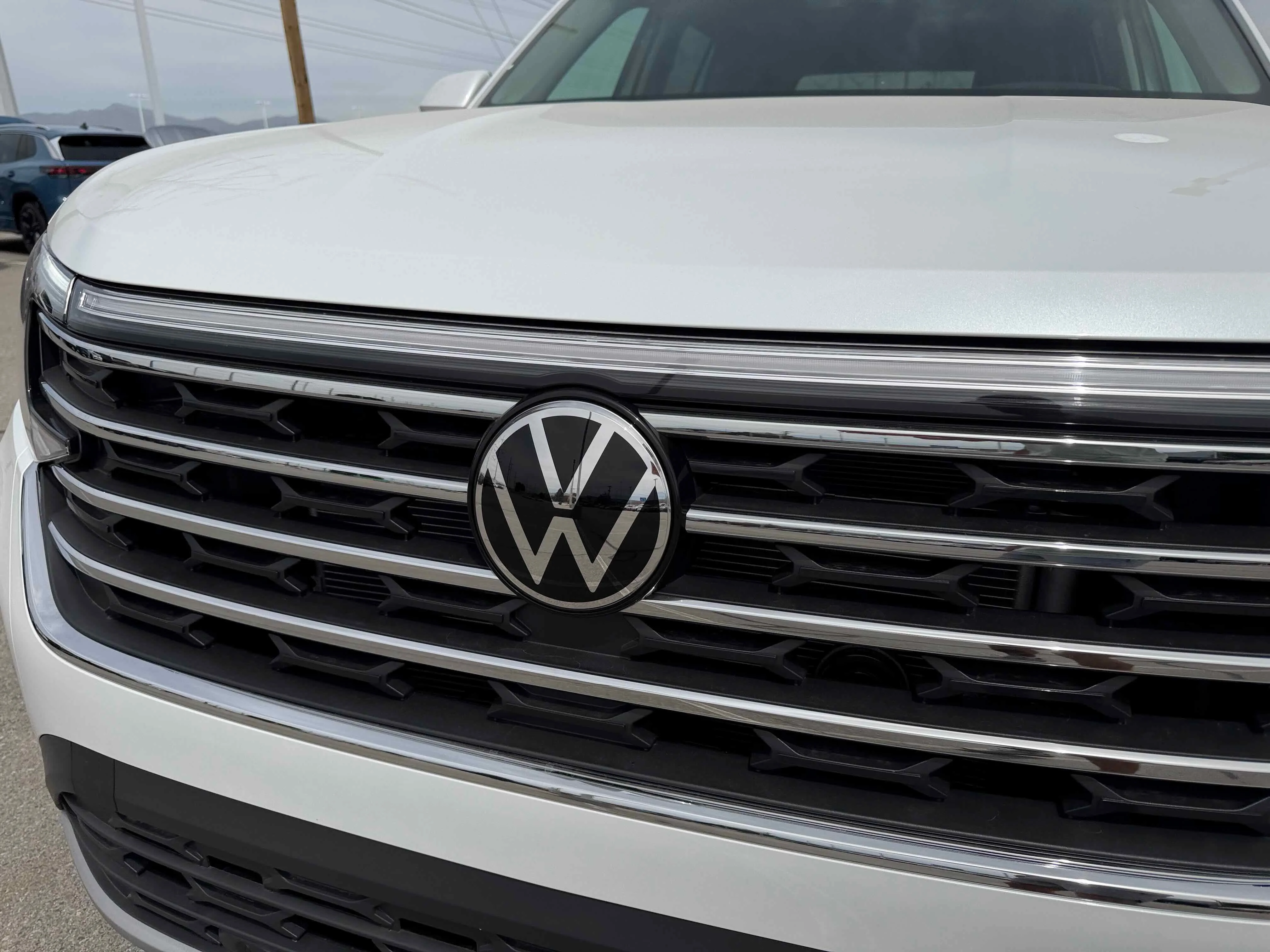 New 2026 Opal White Volkswagen 2.0T SE image 11