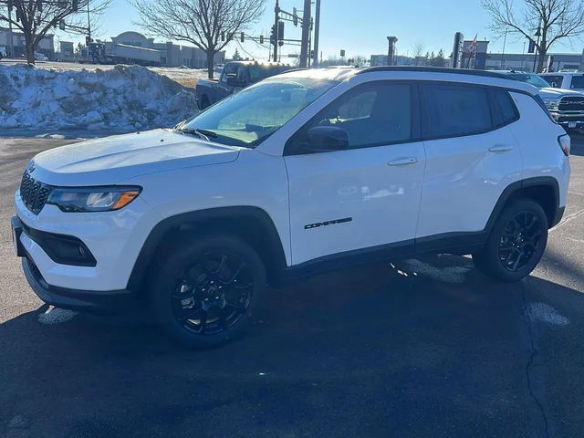 2026 Jeep Compass Latitude Altitude