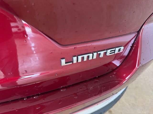 Used 2023 Red Jeep Limited image 6