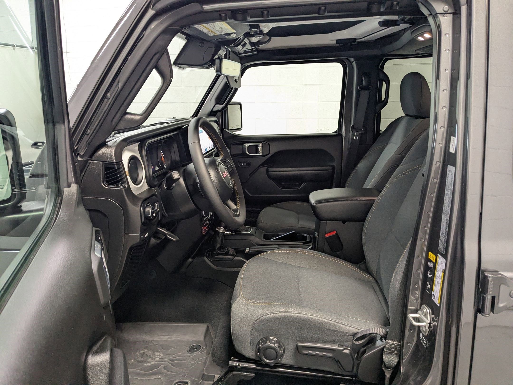 Used 2024 Granite Crystal Metallic Clearcoat Jeep Willys image 16