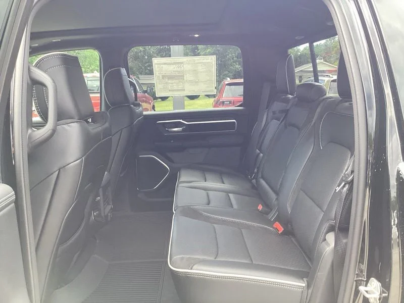 New 2026 Diamond Black Crystal Pearl-Coat Exterior Paint RAM Laramie image 18