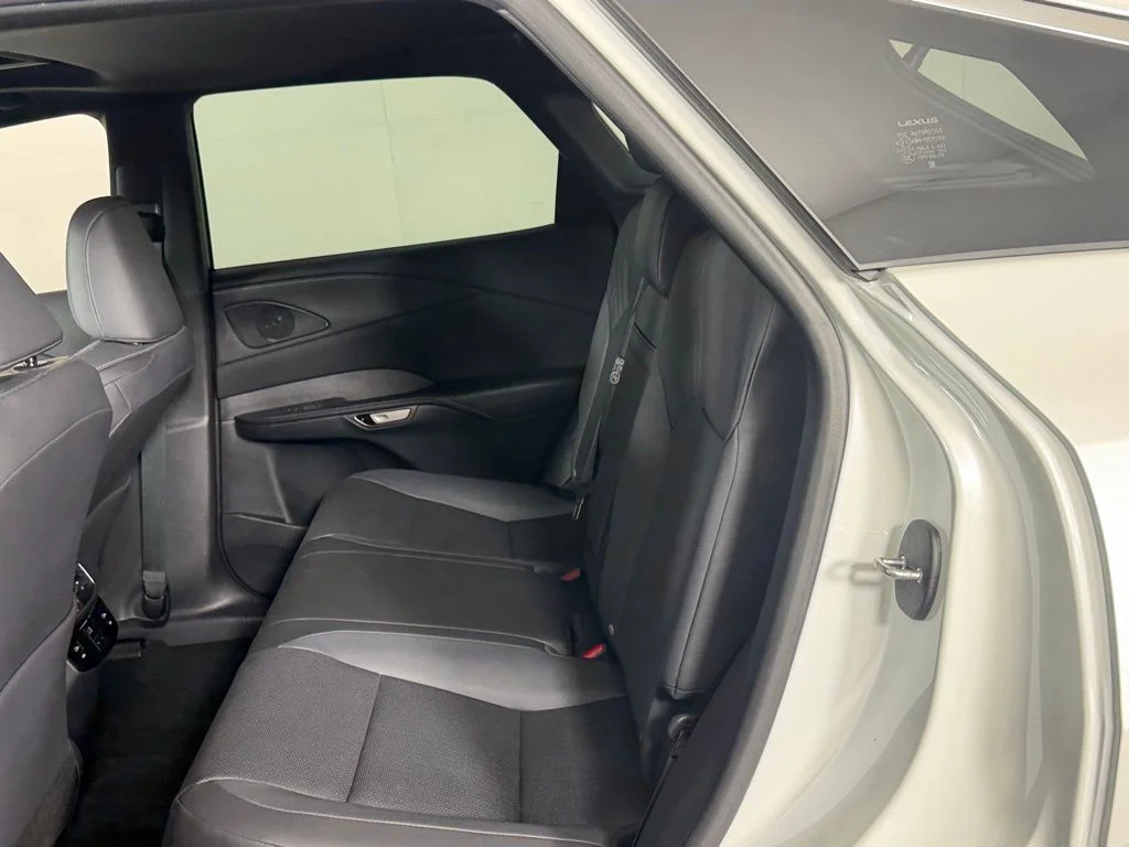 Certified Used 2025 White Lexus 350 Premium image 28