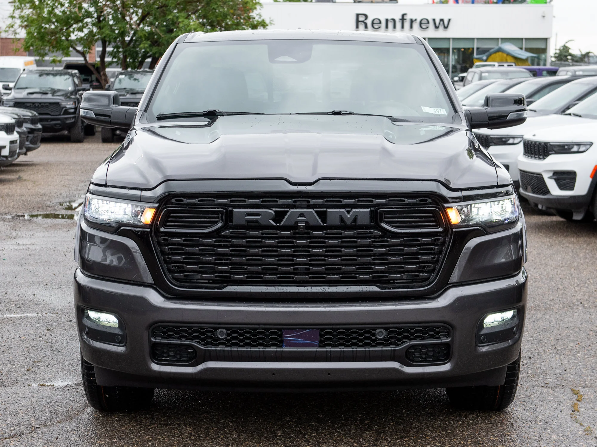 New 2026 Grey RAM Big Horn Night* Crew Cab 4x4, Level 2 Equipment Group, 3.92 Rear Axle image 10