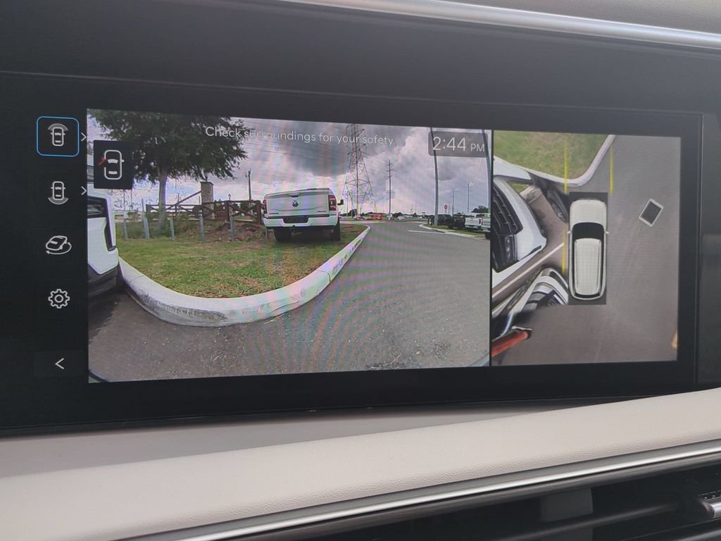 Used 2026 Blue Hyundai Blue SEL Premium image 26