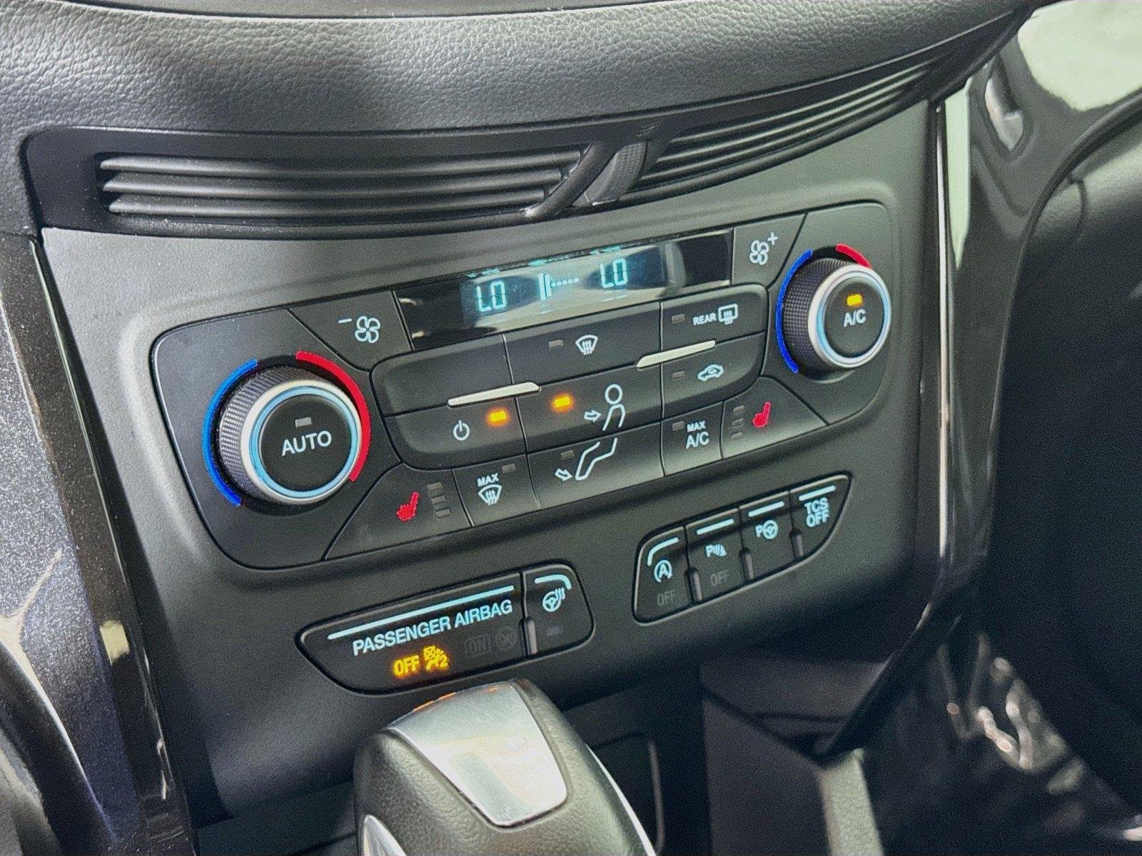 Used 2019 Magnetic Ford Titanium image 16