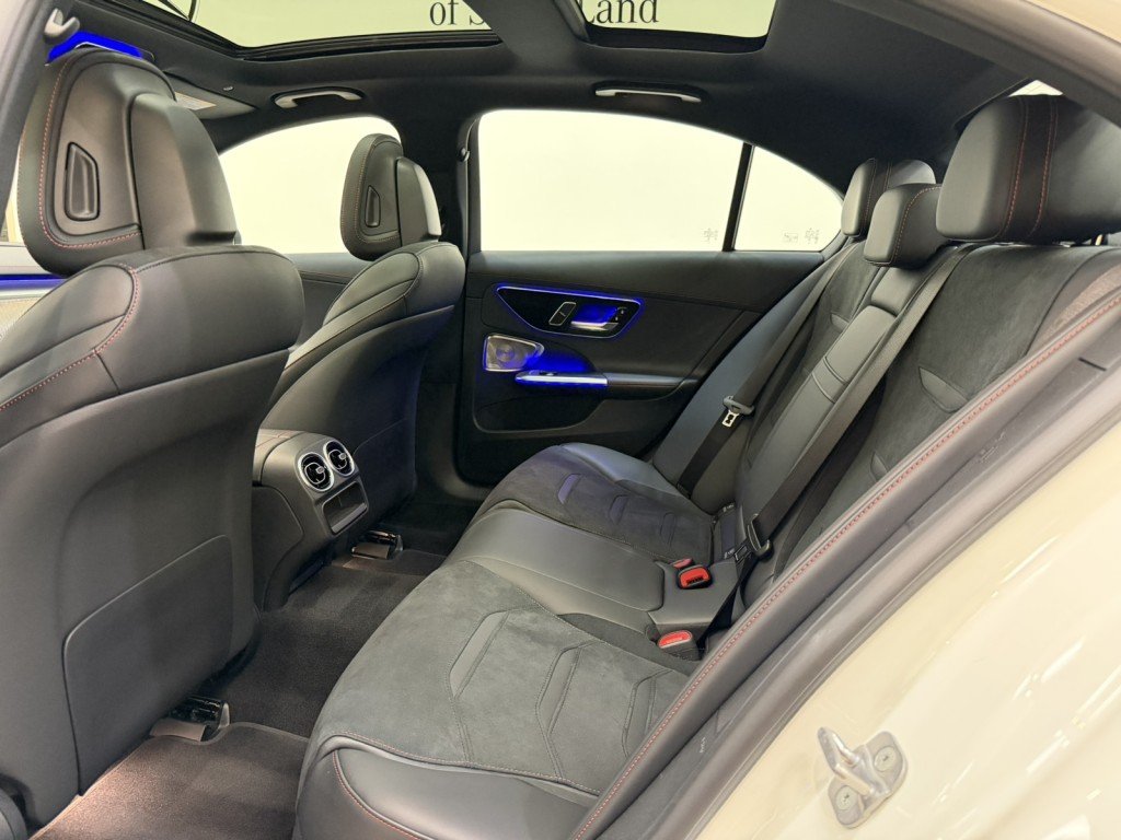 2025 Mercedes-Benz C-Class Sedan AMG C43 - Photo 18