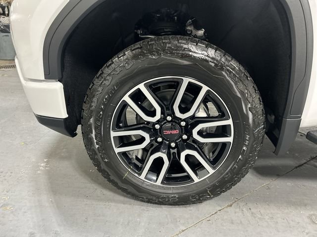 New 2026 Summit White GMC AT4 image 10