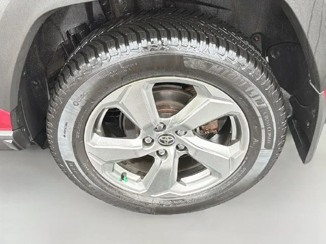 Used 2020 Red Toyota Limited image 28