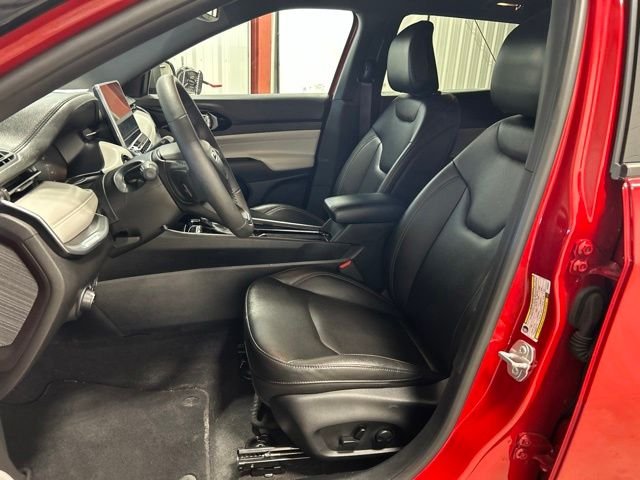 Used 2024 Red Hot Pearlcoat Jeep Limited image 13