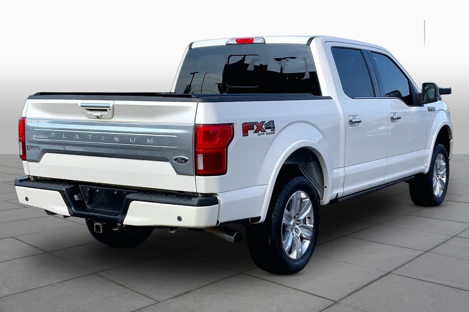 Used 2019 White Platinum Metallic Tri-Coat Ford Platinum image 13
