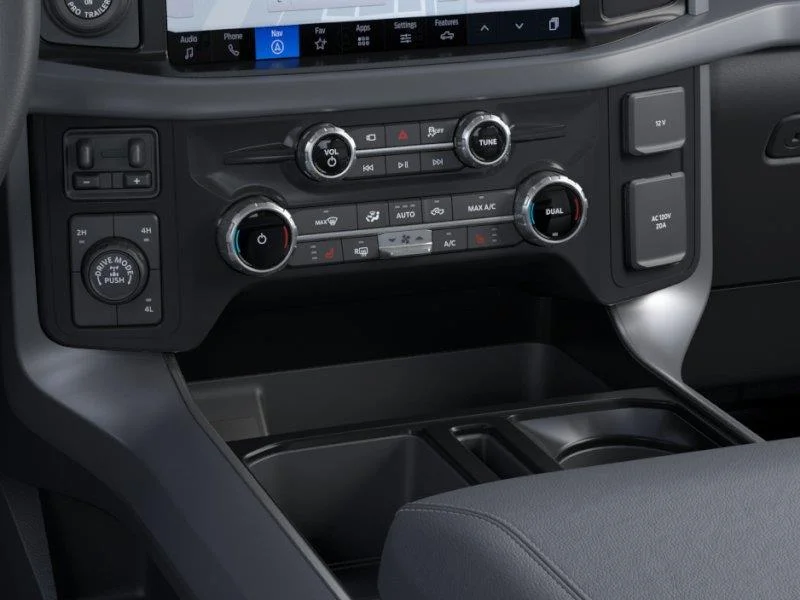 New 2026 Oxford White Ford XLT image 15