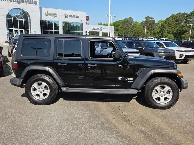 Used 2021 Black Jeep Unlimited Sport S image 13