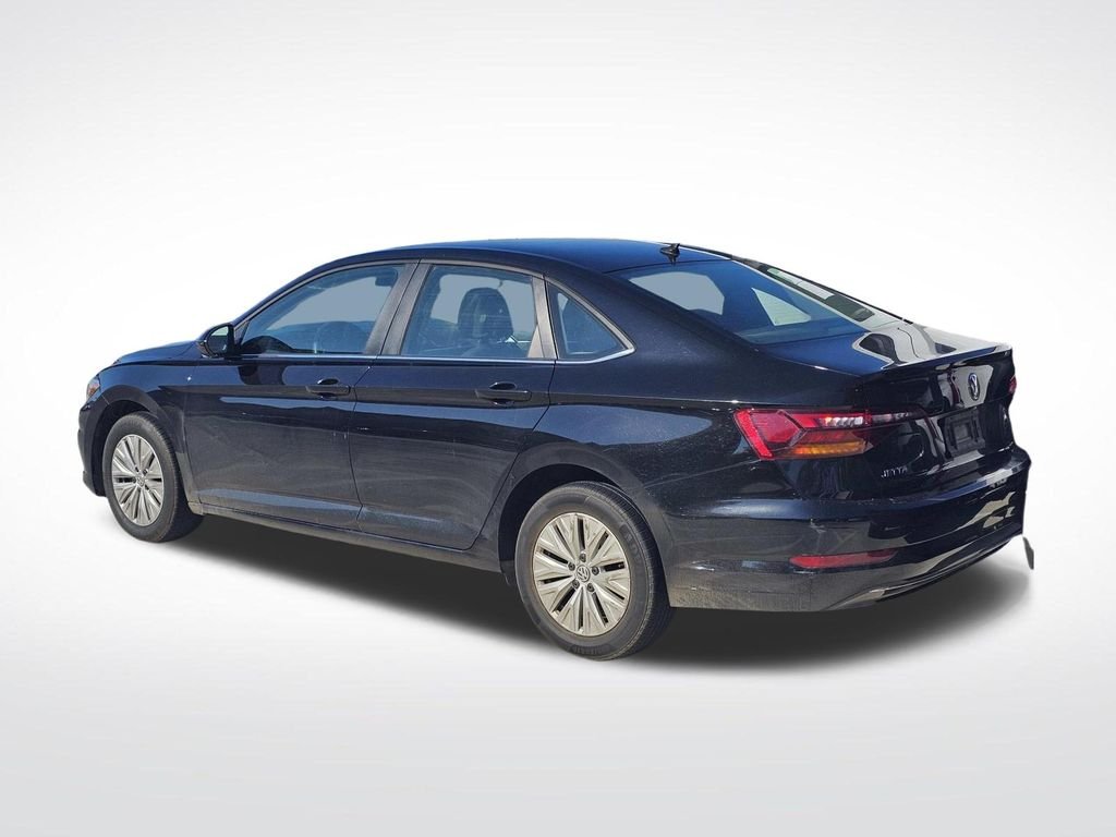 Used 2019  Volkswagen  image 16