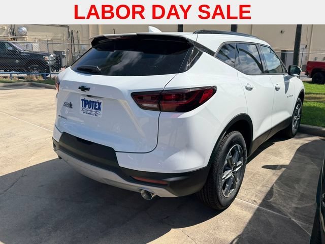 2026 Chevrolet Blazer 2LT - Photo 2