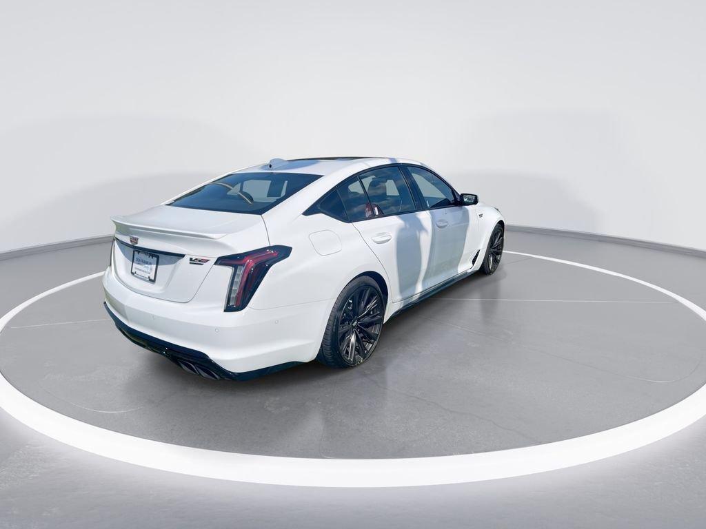 Used 2024 White Cadillac V-Series image 8