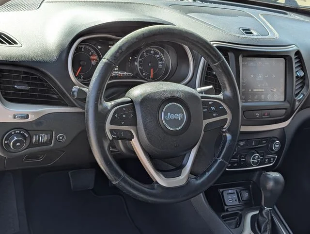 Used 2016 Gray Jeep Limited image 17