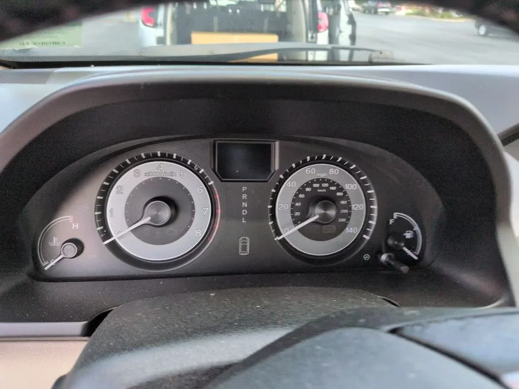 Used 2016  Honda EX-L image 17