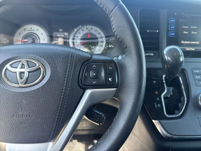 Used 2017 Silver Toyota SE Premium image 19