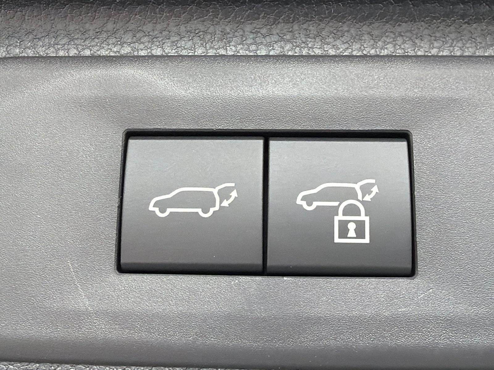 Used 2026 Midnight Black Metallic Toyota XLE image 19