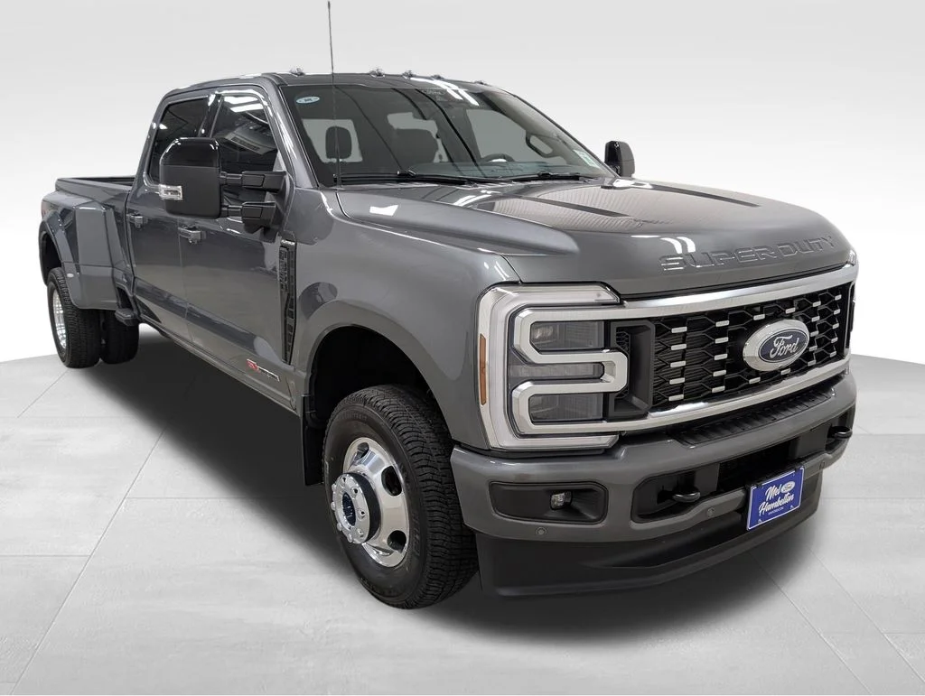 New 2026 Carbonized Gray Metallic Ford F-350® Platinum® image 26