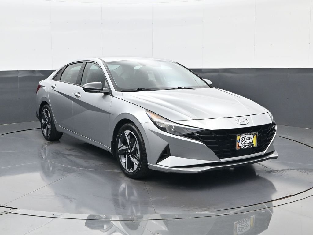 Certified Used 2023 Silver Hyundai SEL image 3