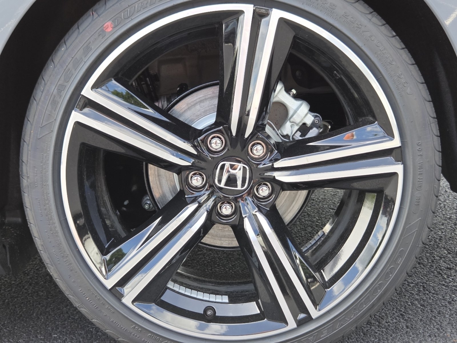 New 2026 Urban Gray Pearl Honda Sport image 13