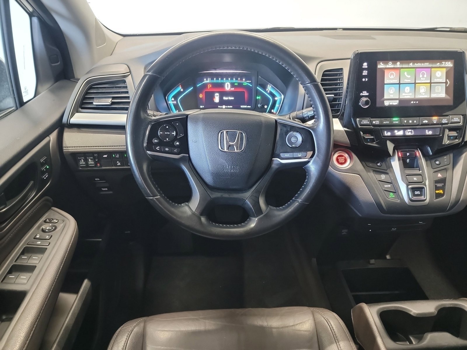 Used 2018 Modern Steel Metallic Honda Touring image 15