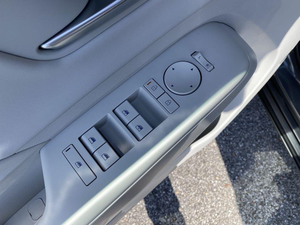 New 2026 Ecotronic Gray Pearl Hyundai Limited FWD image 18
