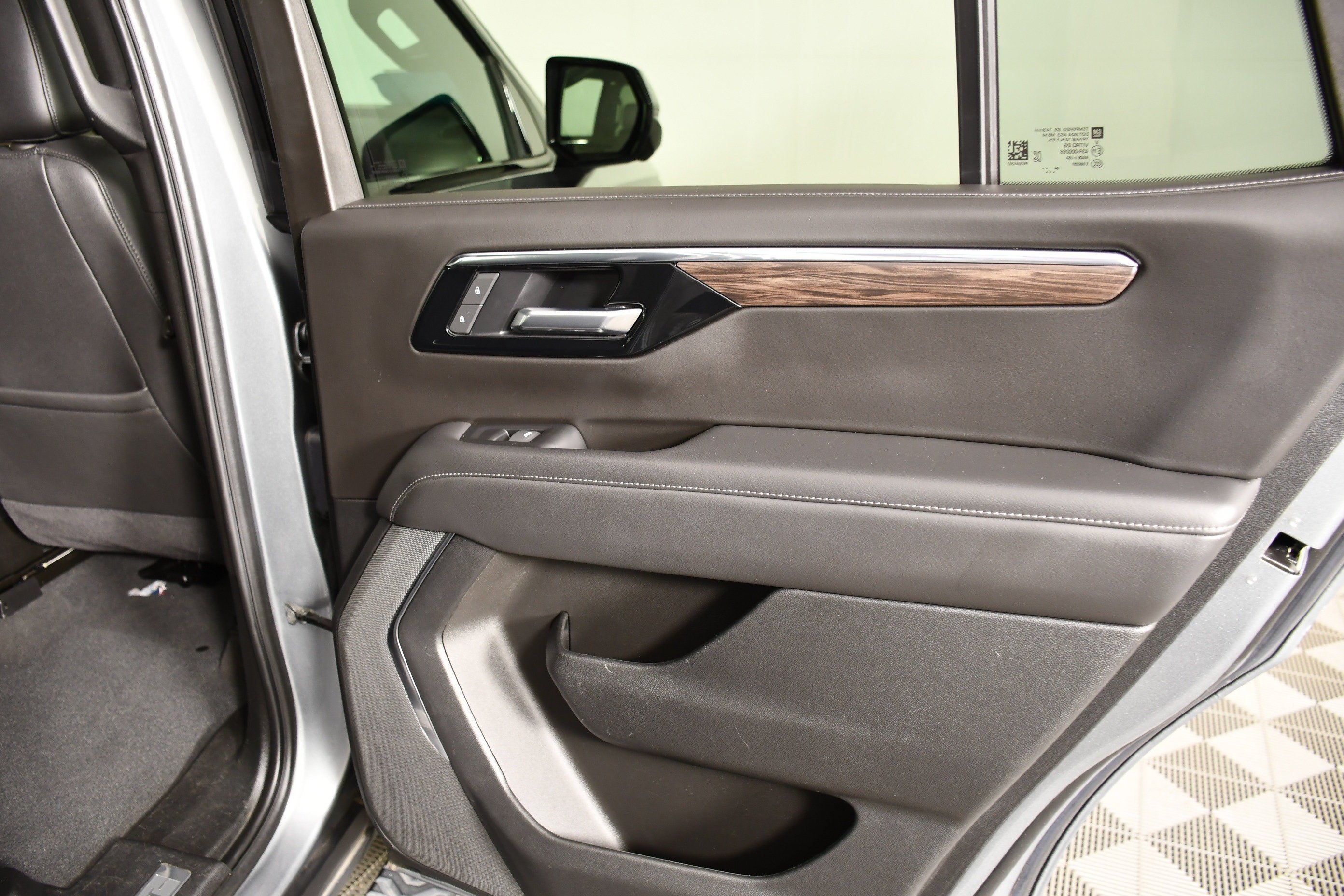 Used 2025 Sterling Gray Metallic Chevrolet Z71 image 46
