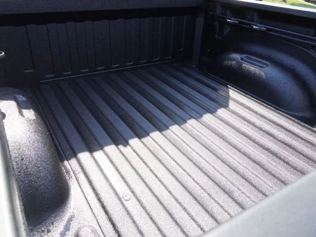 New 2027 Bright White Clear-Coat Exterior Paint RAM Laramie image 15