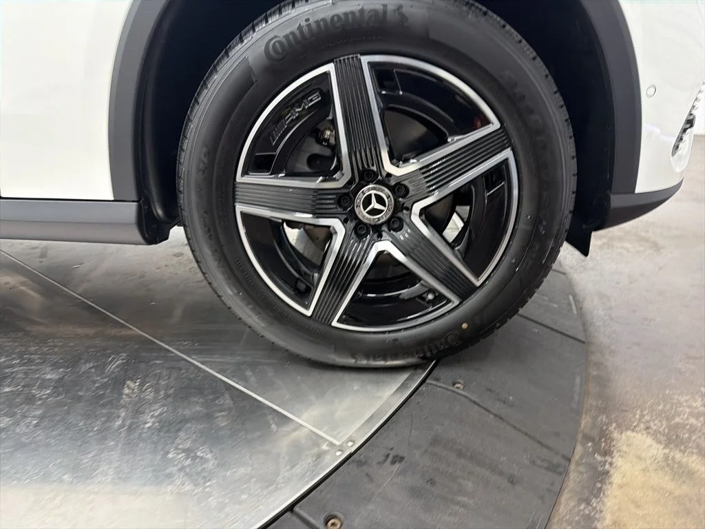 Certified Used 2026 White Mercedes-Benz GLC 300 image 10